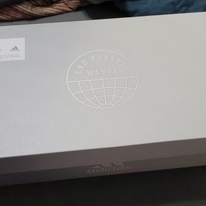 Adidas Adicross Retro Sneakers 8.5